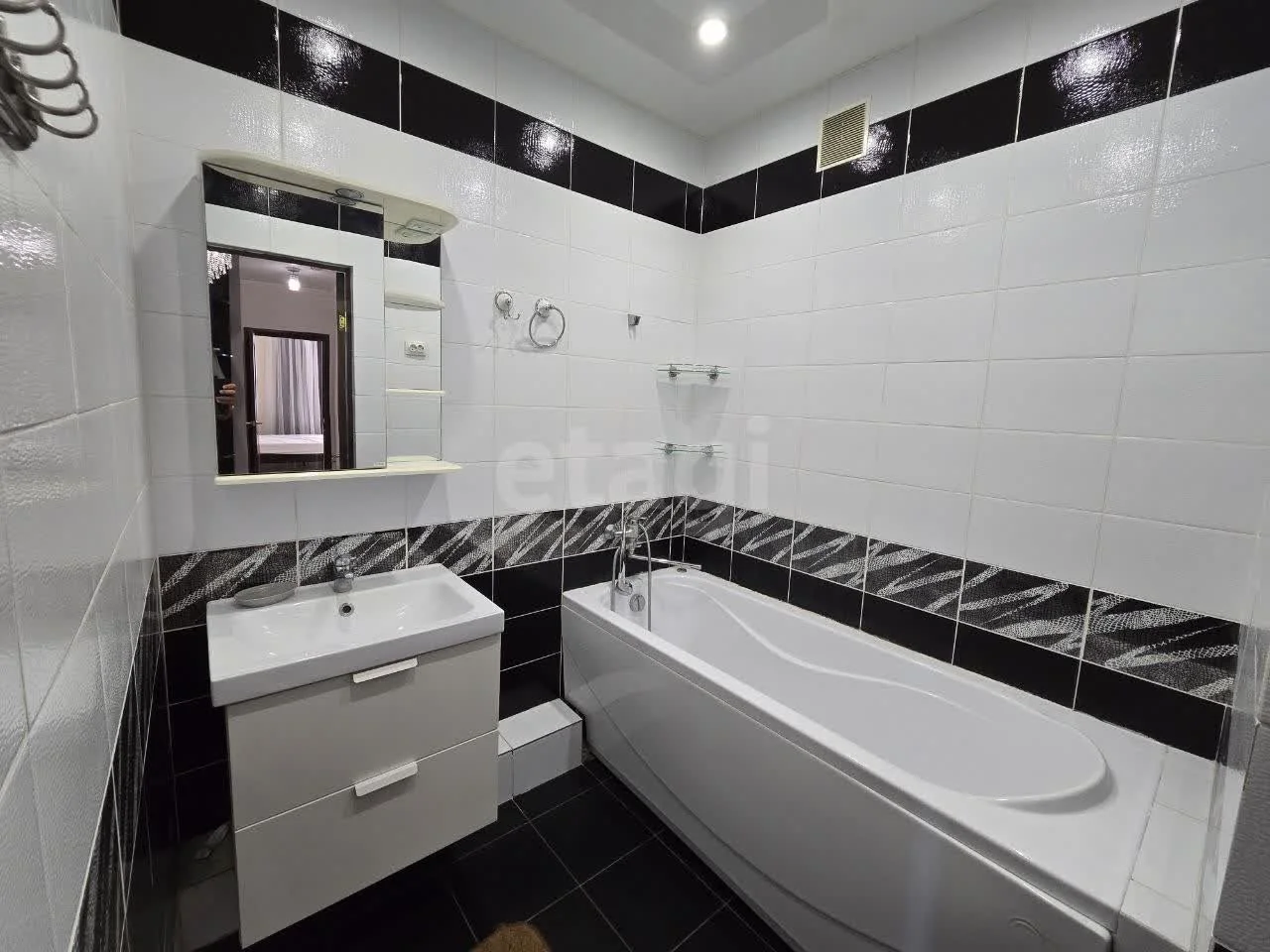 2-к квартира, 60.3м² (улица имени М.Е. Соколова, 86к2) - миниатюра 10