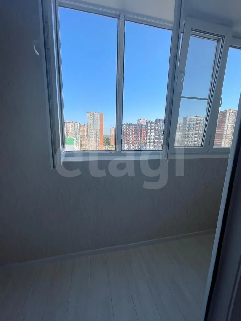 2-к квартира, 58м² (улица имени Героя Николая Шевелёва, 7) - миниатюра 12