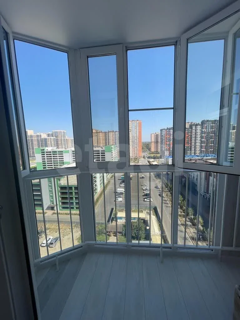 2-к квартира, 58м² (улица имени Героя Николая Шевелёва, 7) - миниатюра 13