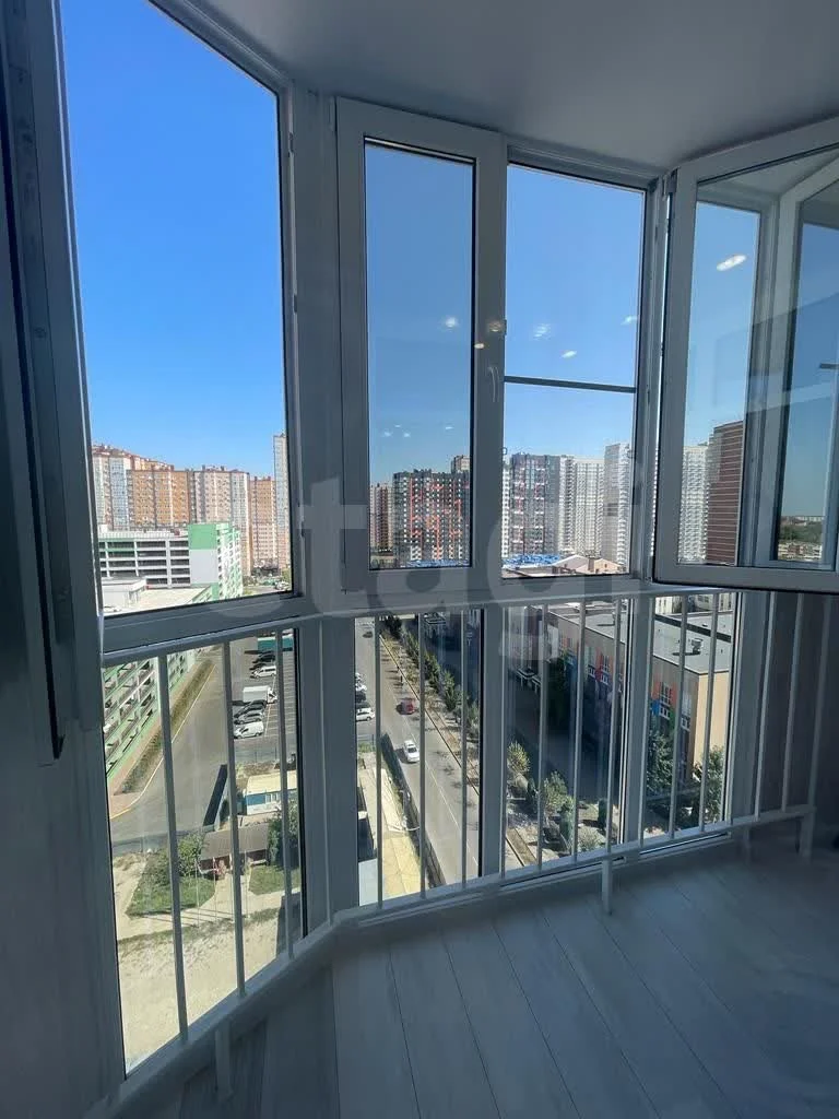 2-к квартира, 58м² (улица имени Героя Николая Шевелёва, 7) - миниатюра 14