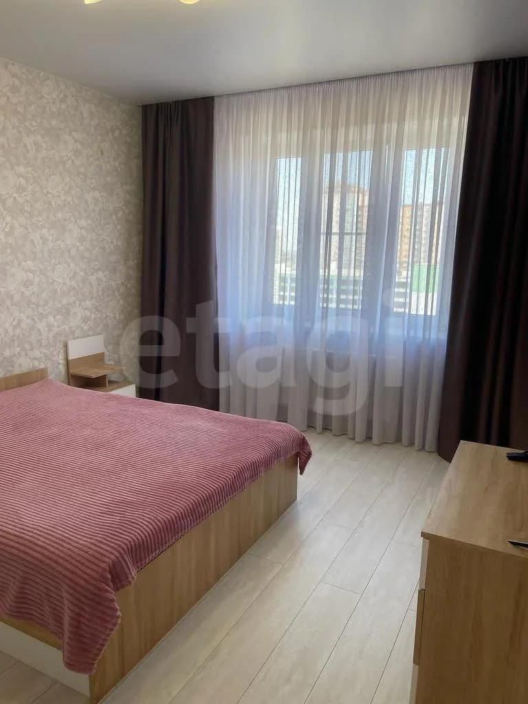 2-к квартира, 58м² (улица имени Героя Николая Шевелёва, 7) - миниатюра 5