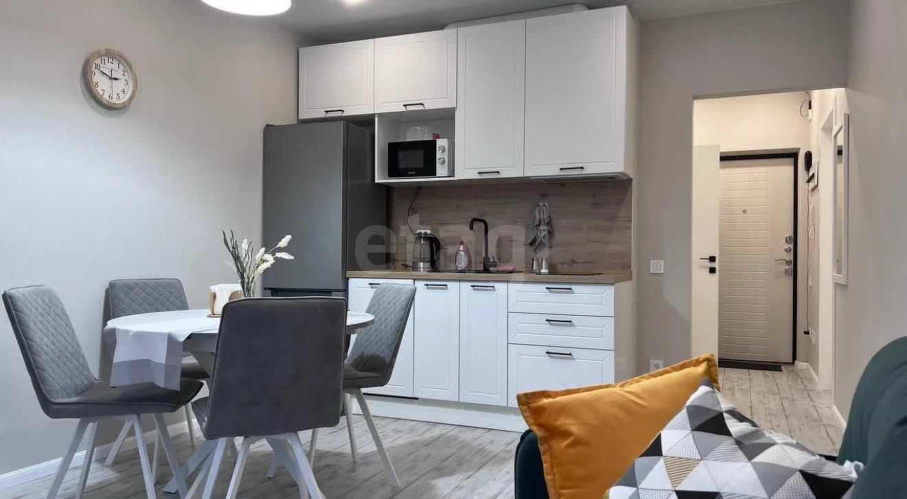 1-к квартира, 42м² (улица имени В.Н. Мачуги, 166ак1) - миниатюра 2
