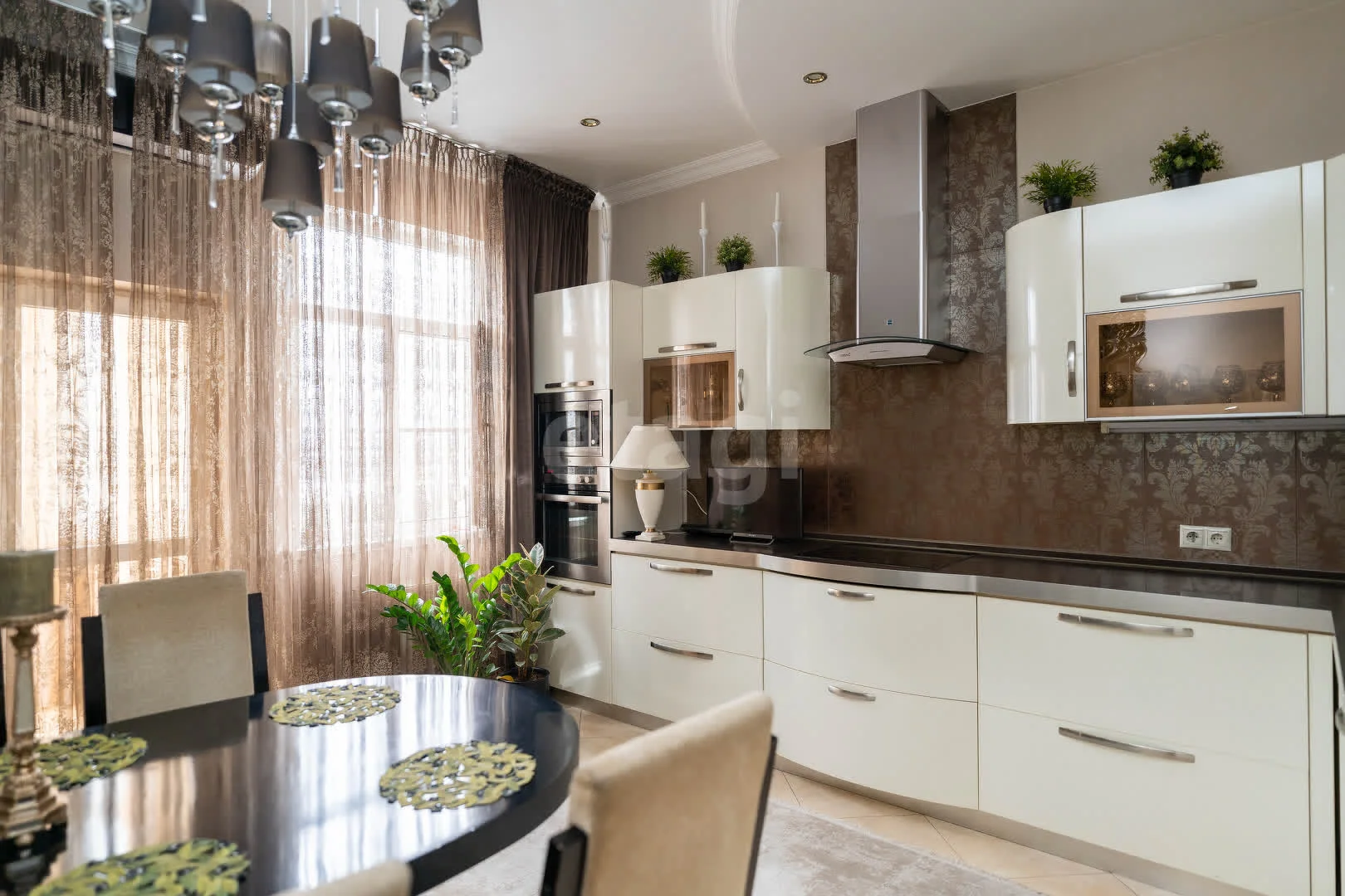 2-к квартира, 80м² (Гимназическая улица, 40) - миниатюра 2
