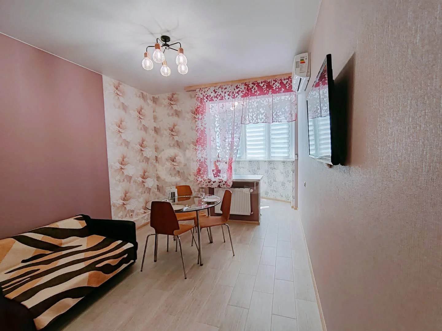 1-к квартира, 43м² (улица Кирилла Россинского, 3/1к1) - изображение 1