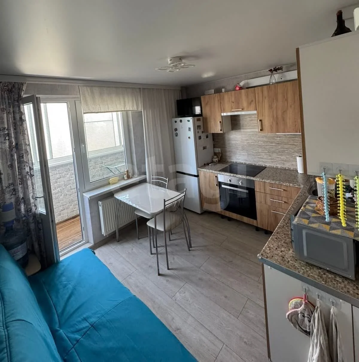 1-к квартира, 38м² (улица Генерала Трошева, 39) - миниатюра 2