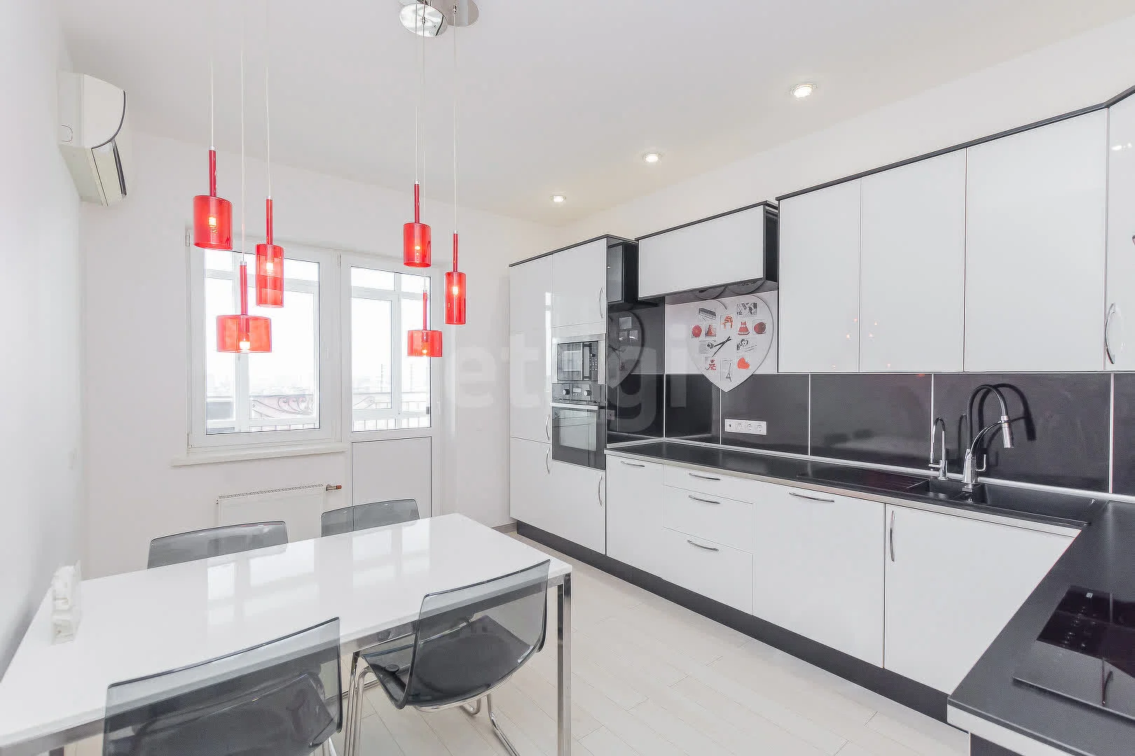 2-к квартира, 92.5м² (Красноармейская улица, 100) - миниатюра 3