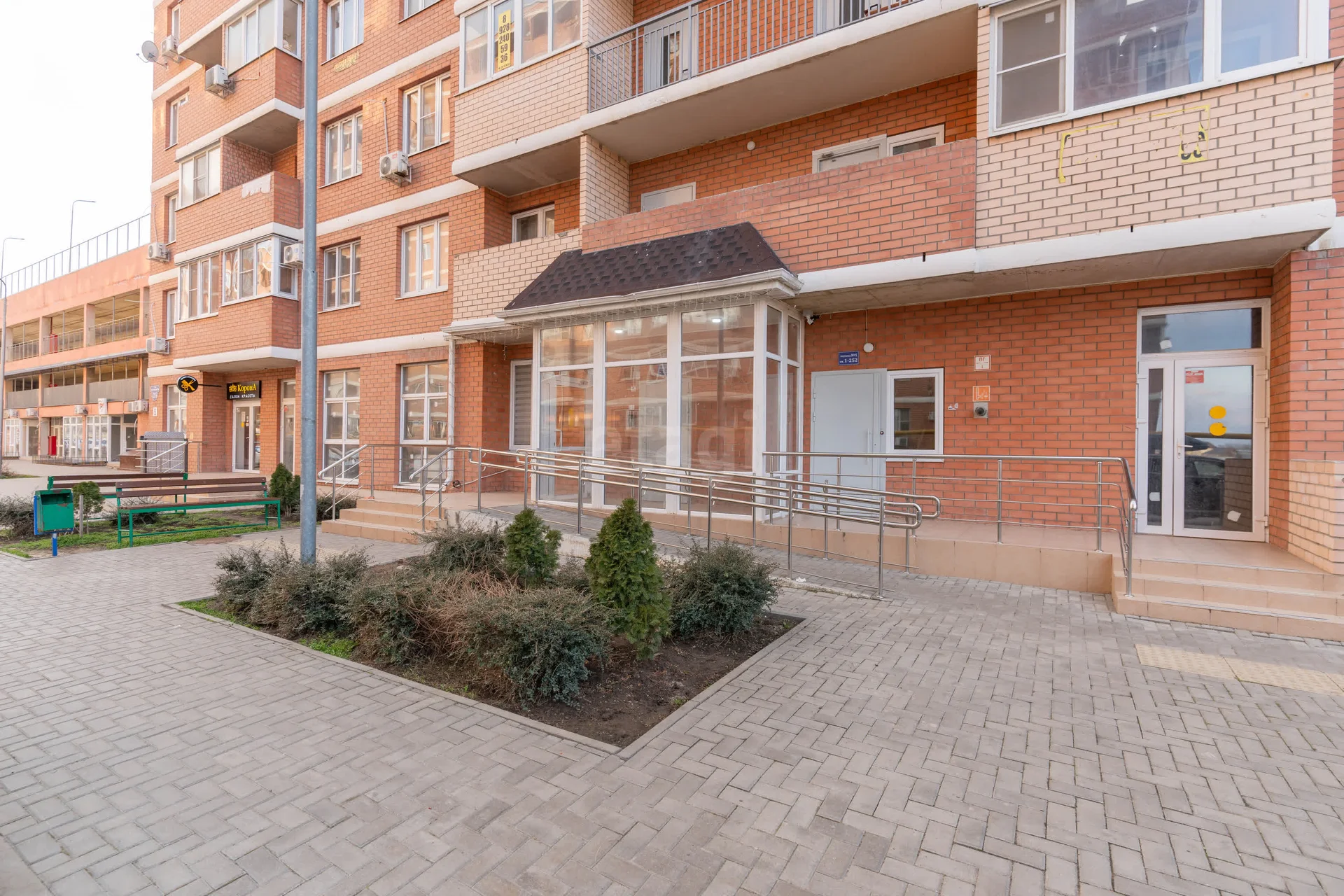 1-к квартира, 36.5м² (улица имени В.М. Комарова, 21б) - миниатюра 18