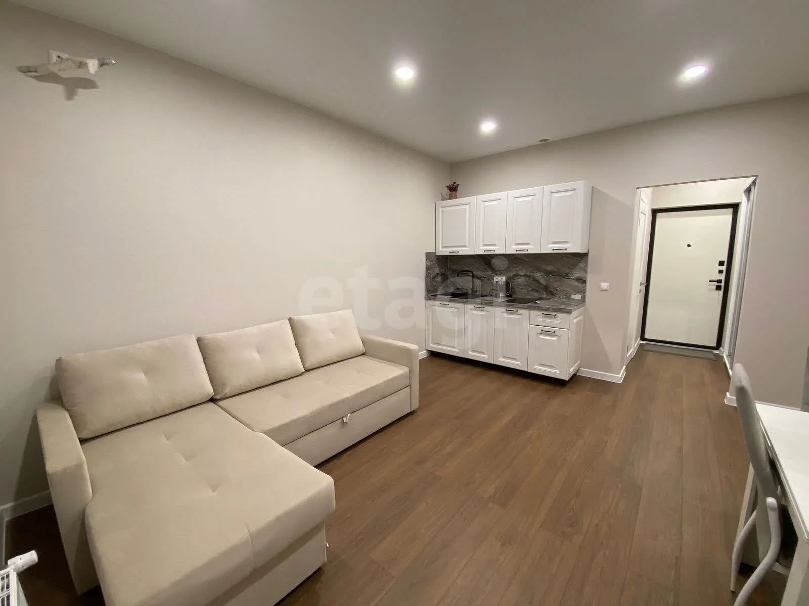 Студия, 23м² (улица Ивана Беличенко, 92к3) - миниатюра 3