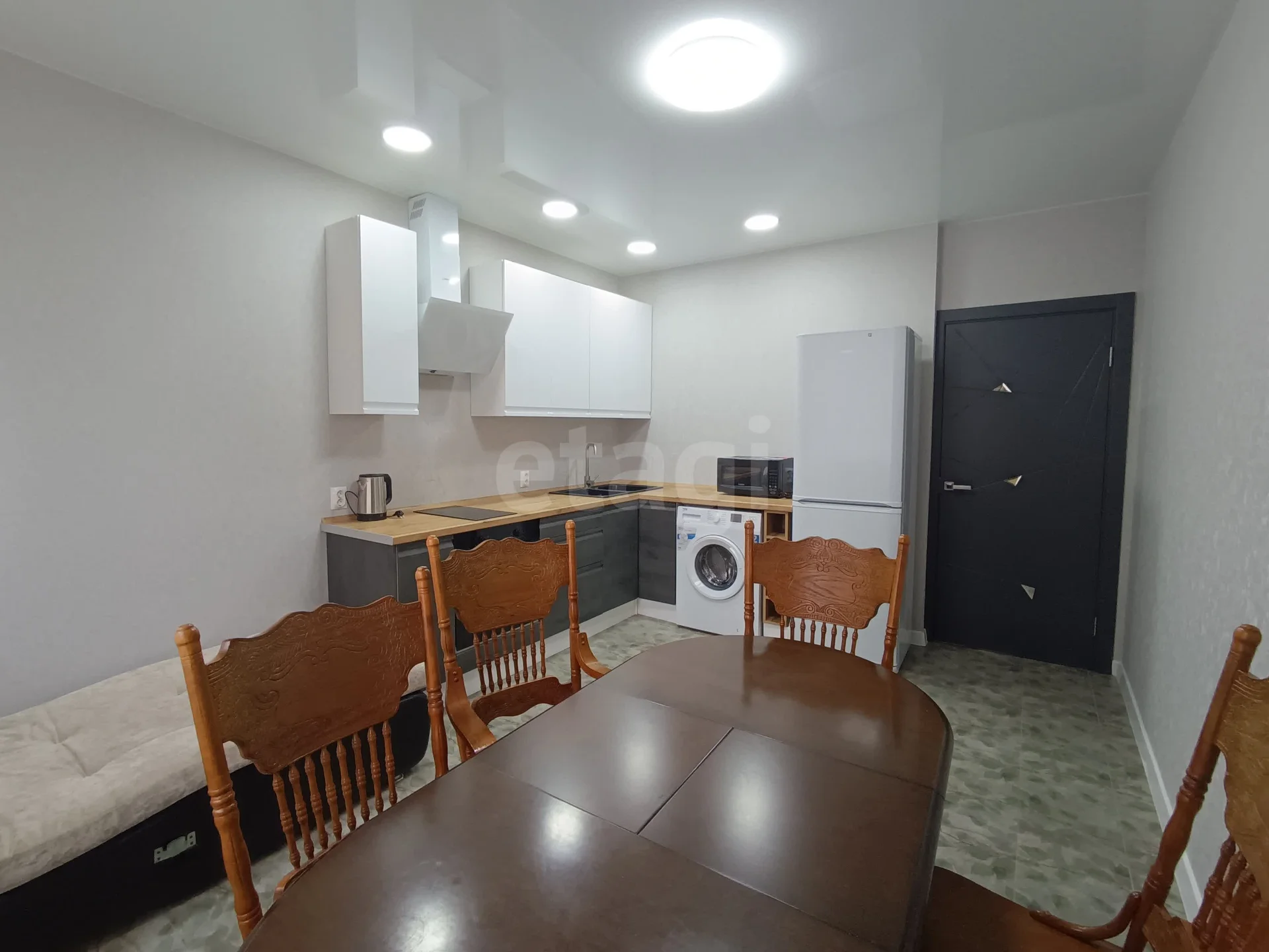 2-к квартира, 57.9м² (улица Лётчика Позднякова, 2к4) - миниатюра 2