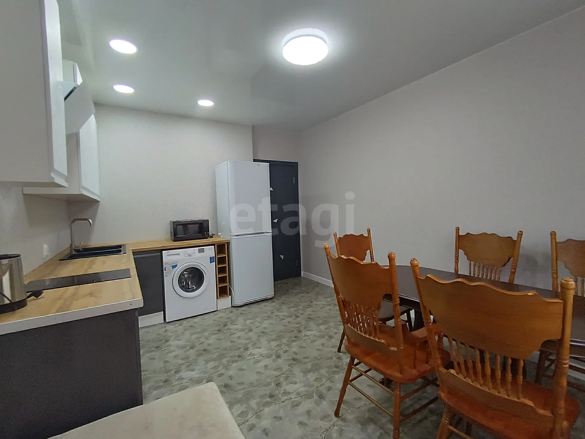 2-к квартира, 57.9м² (улица Лётчика Позднякова, 2к4) - миниатюра 3