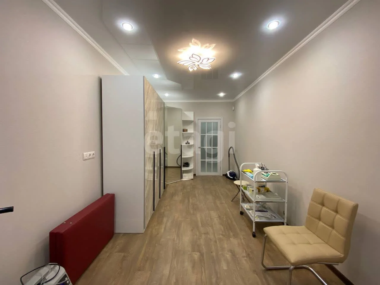 2-к квартира, 55.9м² (улица имени В.М. Комарова, 106бк4) - миниатюра 3