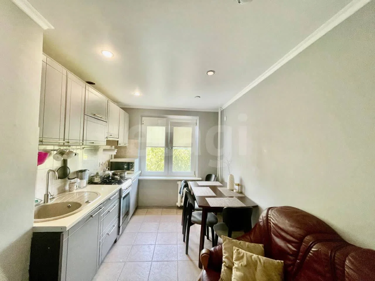 2-к квартира, 53м² (улица имени Игнатова, 67) - миниатюра 4