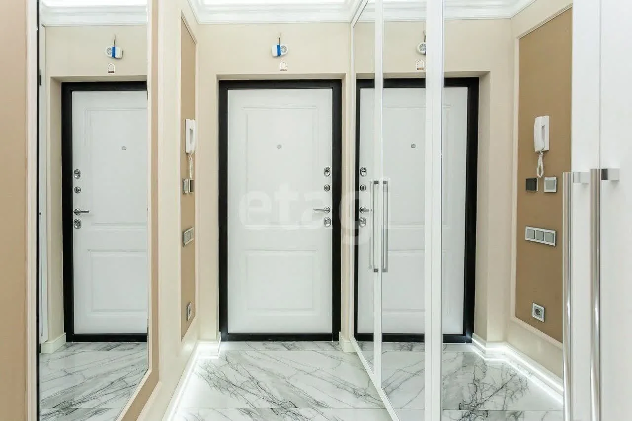 3-к квартира, 75м² (улица Цезаря Куникова, 24к2) - миниатюра 13