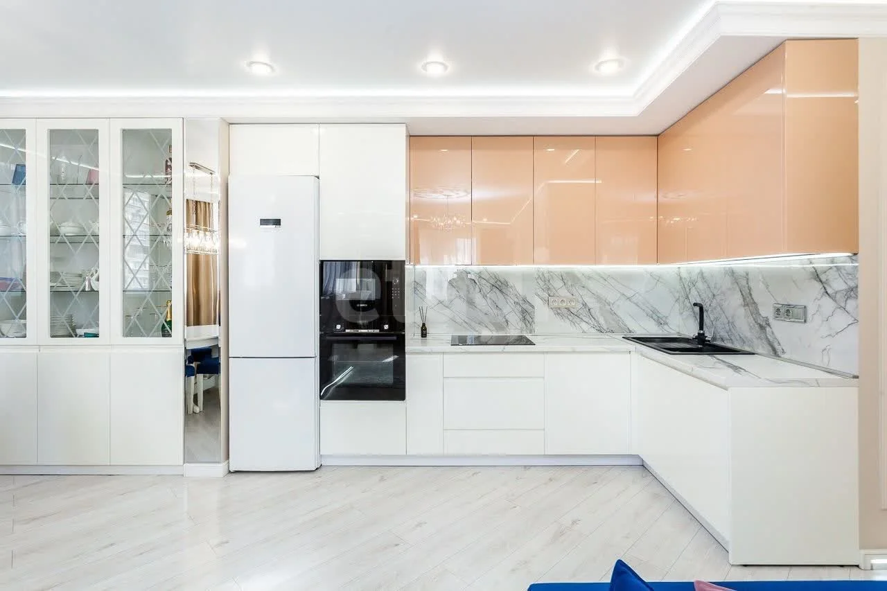 3-к квартира, 75м² (улица Цезаря Куникова, 24к2) - миниатюра 5