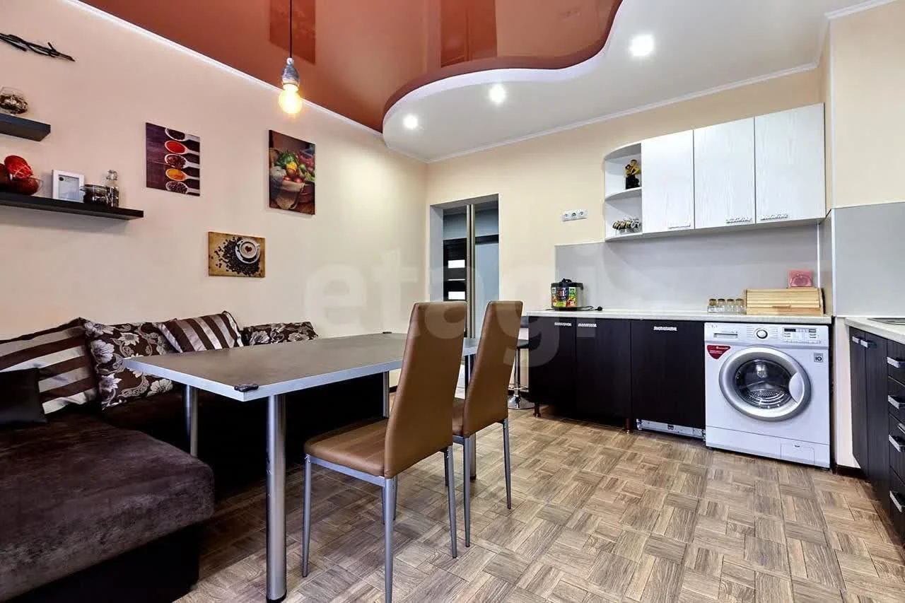 2-к квартира, 64.6м² (Восточно-Кругликовская улица, 28/2) - миниатюра 3