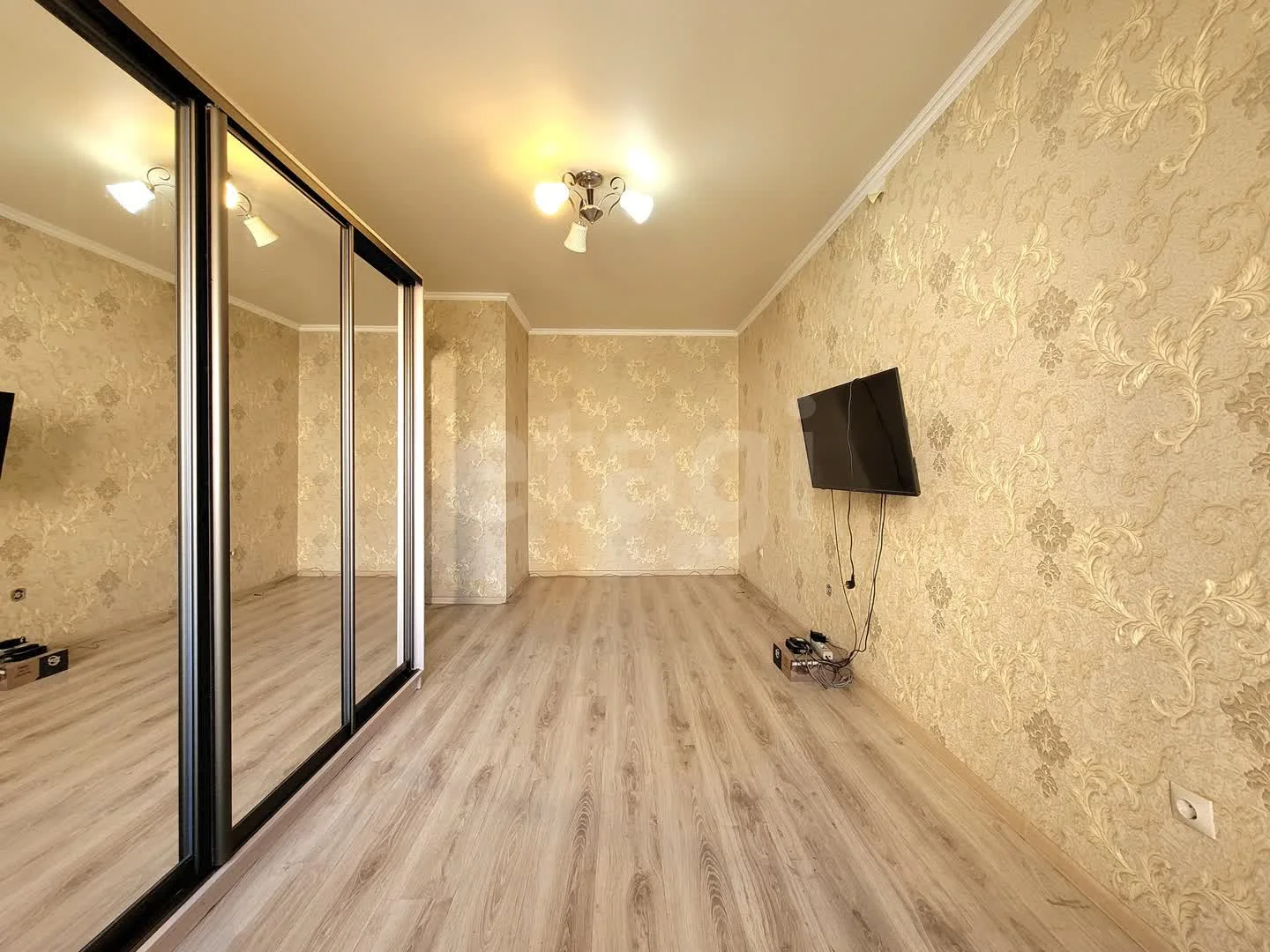 1-к квартира, 36м² (улица Петра Метальникова, 13) - миниатюра 2