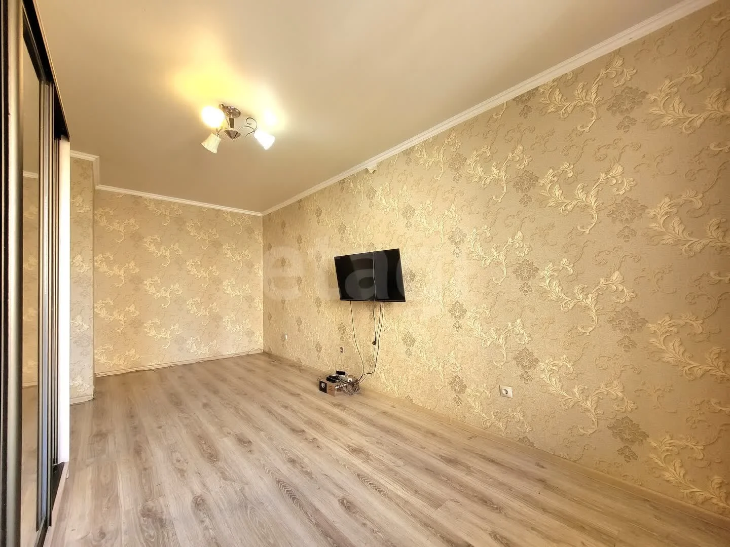 1-к квартира, 36м² (улица Петра Метальникова, 13) - миниатюра 4