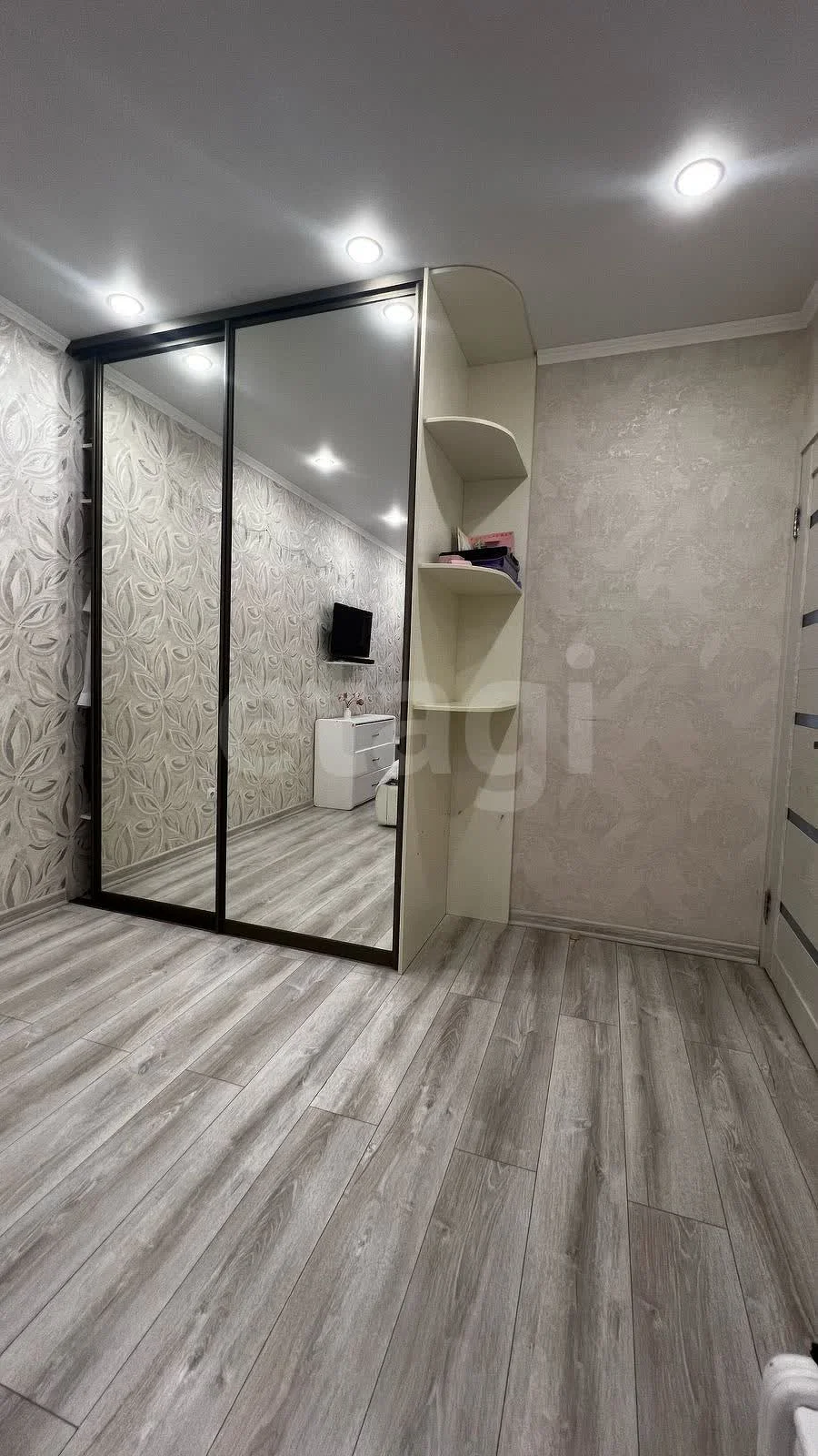 2-к квартира, 60.4м² (улица Цезаря Куникова, 35) - миниатюра 9