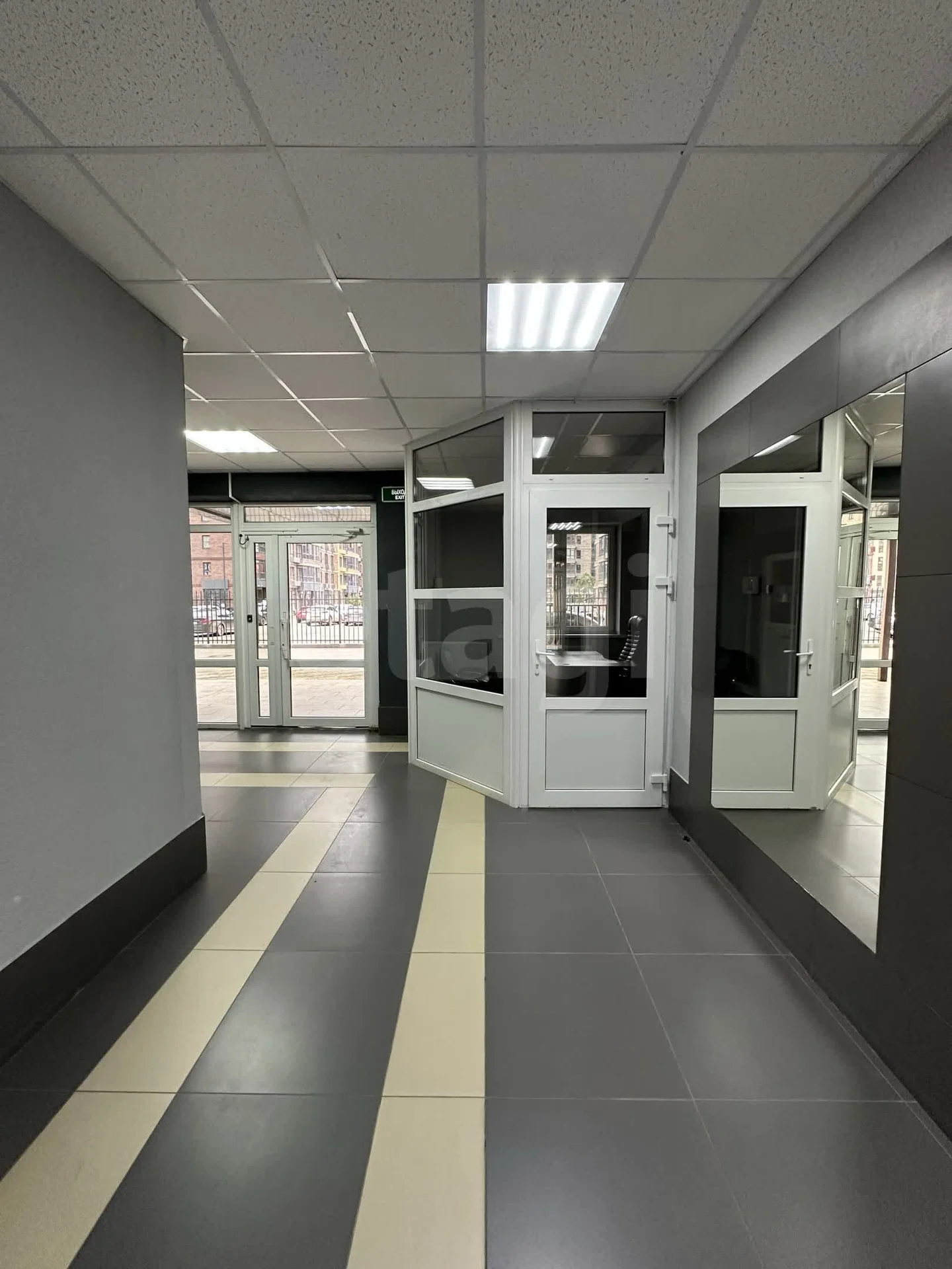 1-к квартира, 36.5м² (улица имени Генерала Корнилова, 10к1) - миниатюра 12