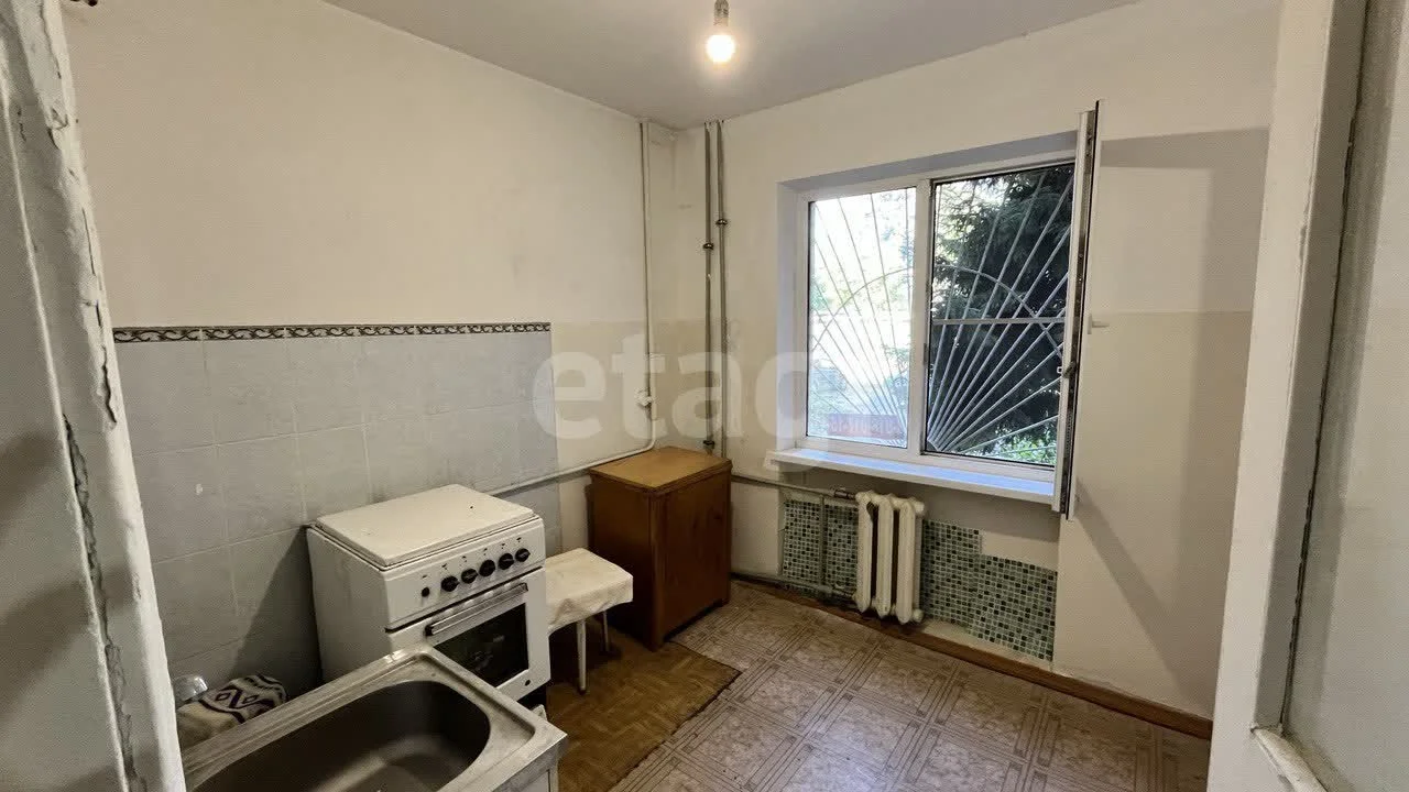 3-к квартира, 58.8м² (улица Димитрова, 137) - миниатюра 2