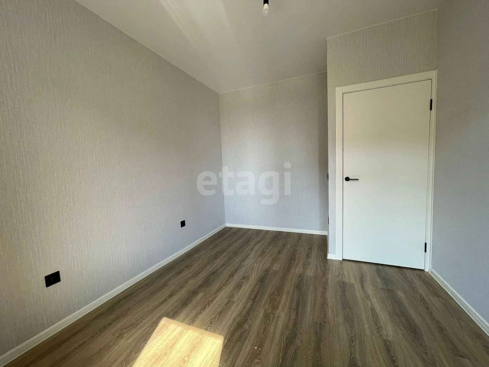 3-к квартира, 55.2м² (улица Лётчика Позднякова, 2с20) - миниатюра 3