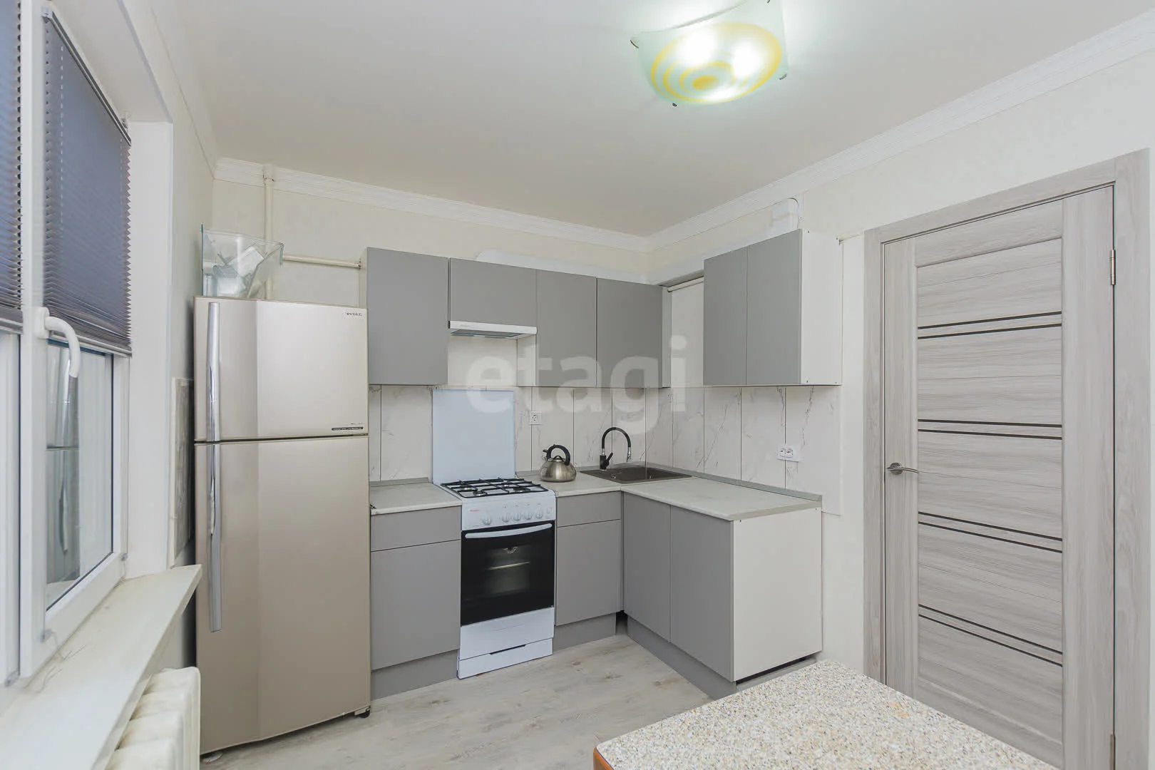 2-к квартира, 54.7м² (Ставропольская улица, 176) - миниатюра 11