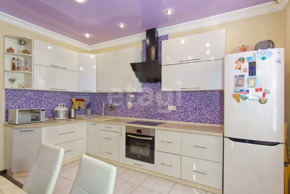 2-к квартира, 85.5м² (Кирпильская улица, 15) - миниатюра 3