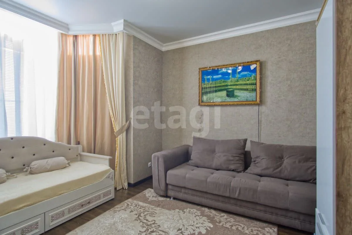 2-к квартира, 85.5м² (Кирпильская улица, 15) - миниатюра 5