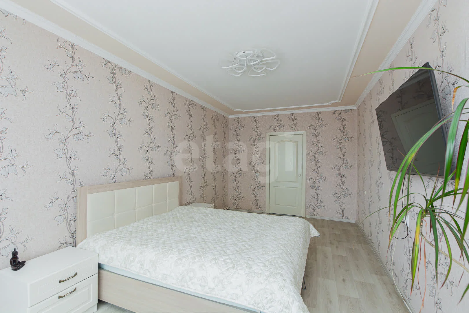 2-к квартира, 61.4м² (Душистая улица, 53) - миниатюра 2
