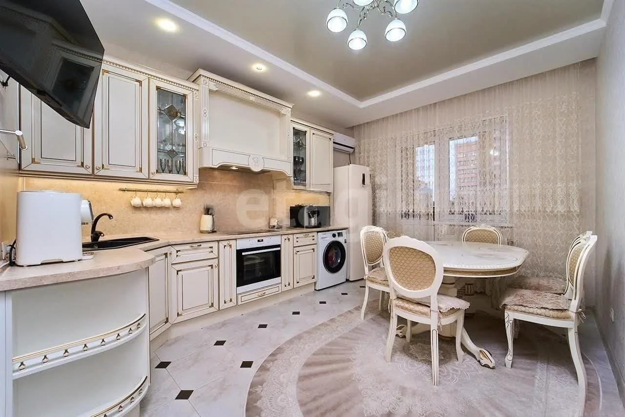 2-к квартира, 71.8м² (Октябрьская улица, 181к2) - миниатюра 3