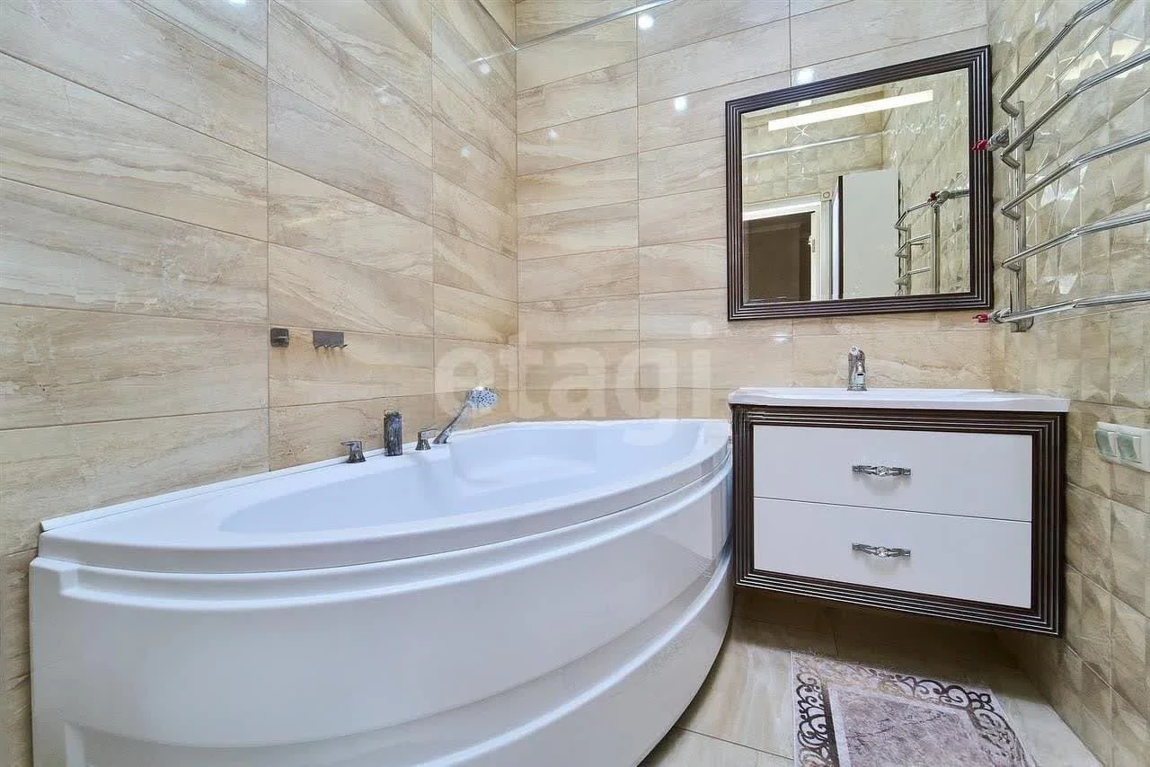 2-к квартира, 71.8м² (Октябрьская улица, 181к2) - миниатюра 6