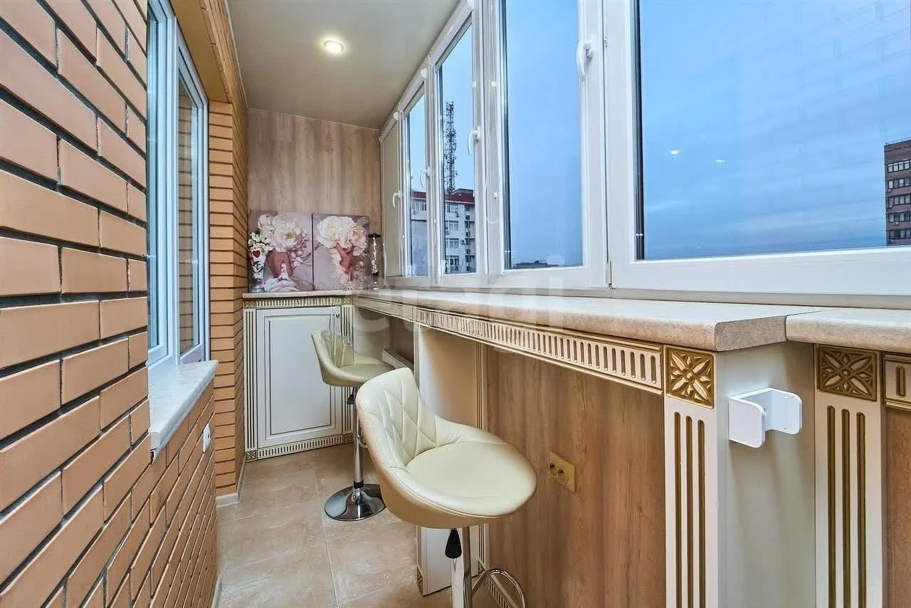 2-к квартира, 71.8м² (Октябрьская улица, 181к2) - миниатюра 8