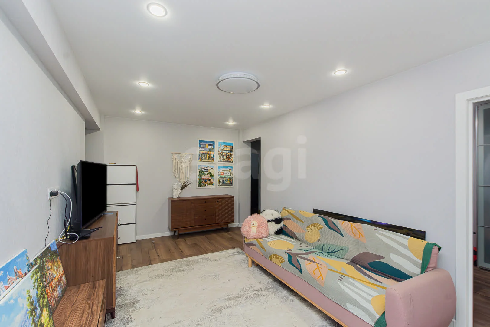 4-к+ квартира, 76м² (улица 2-я Пятилетка, 6/1) - миниатюра 3