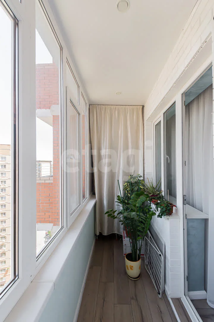 2-к квартира, 72.1м² (улица 70-летия Октября, 1/3) - миниатюра 8