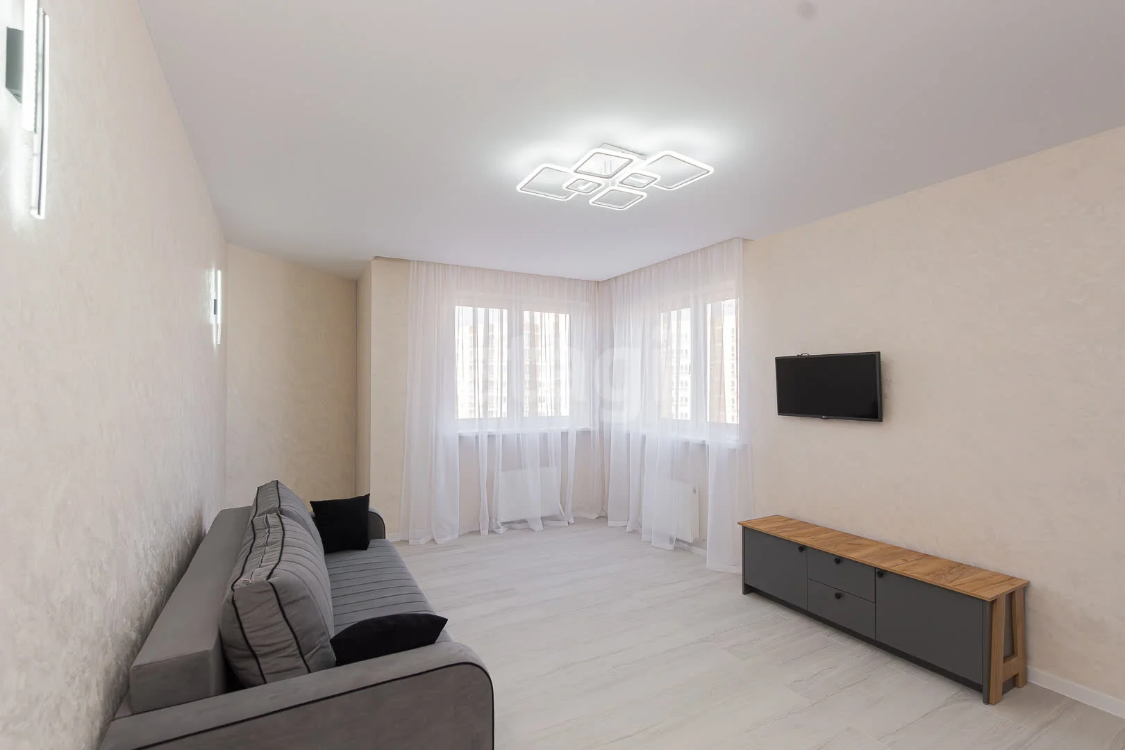1-к квартира, 43.8м² (улица Ветеранов, 85) - миниатюра 4