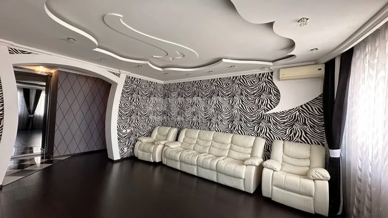 2-к квартира, 77.2м² (улица Монтажников, 12/1) - миниатюра 2