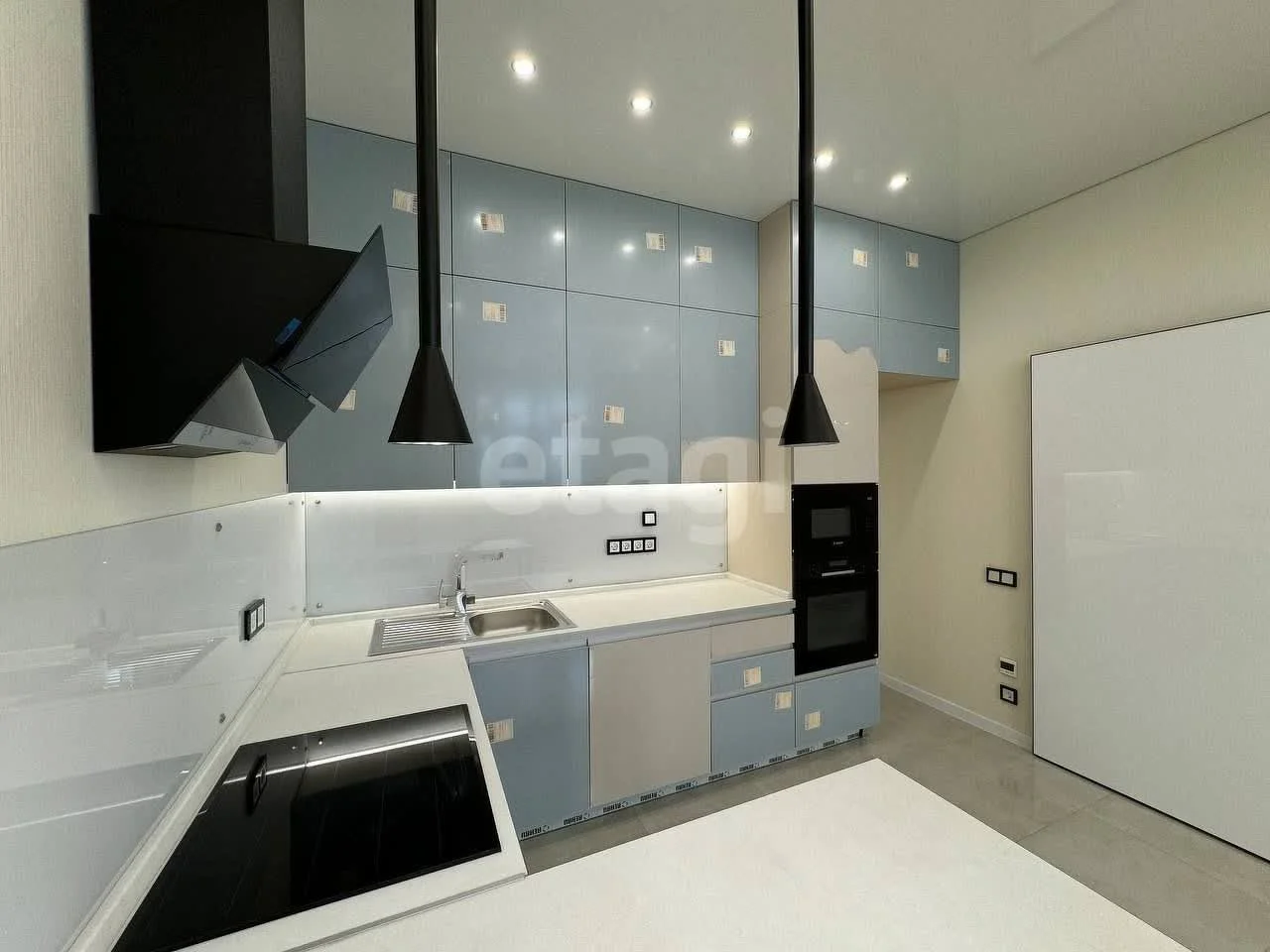 3-к квартира, 97.7м² (улица Кубанская Набережная, 39) - миниатюра 3