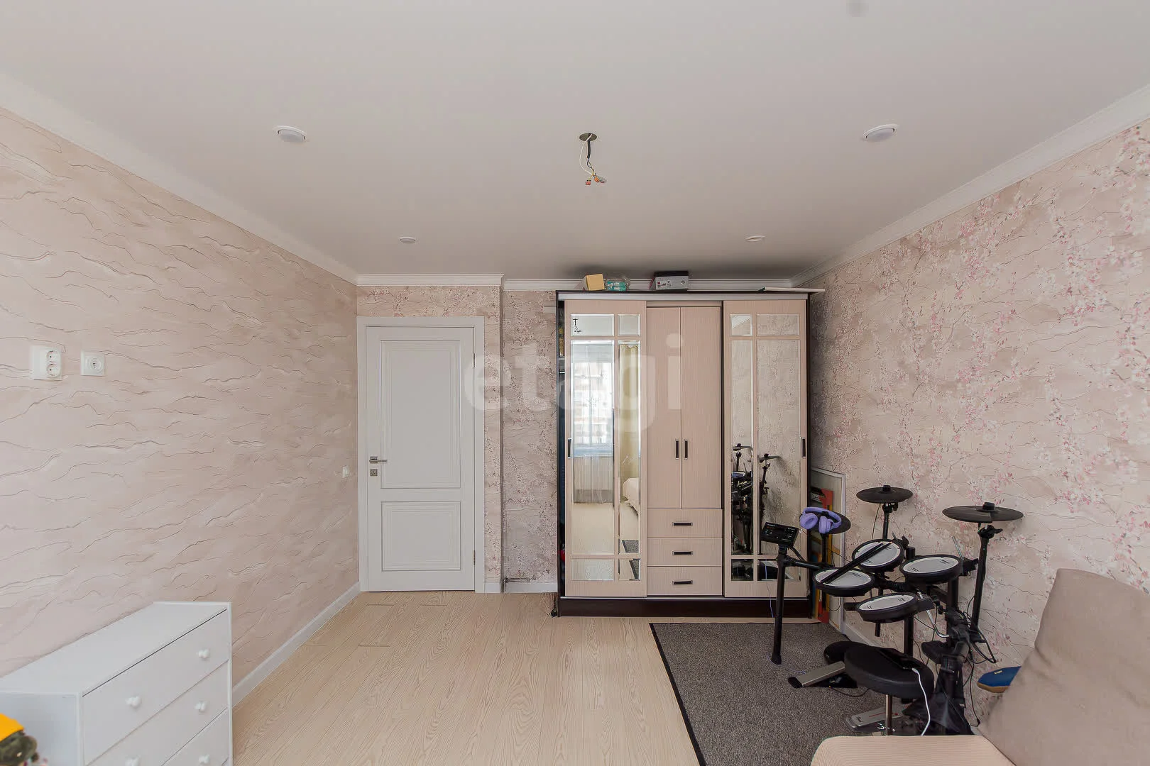 3-к квартира, 79.2м² (Платановый бульвар, 2) - миниатюра 8