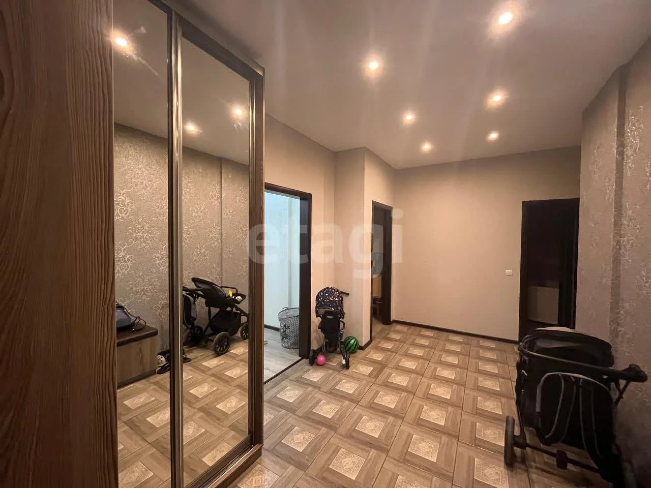 2-к квартира, 75м² (улица Архитектора Петина, 18/1) - миниатюра 6
