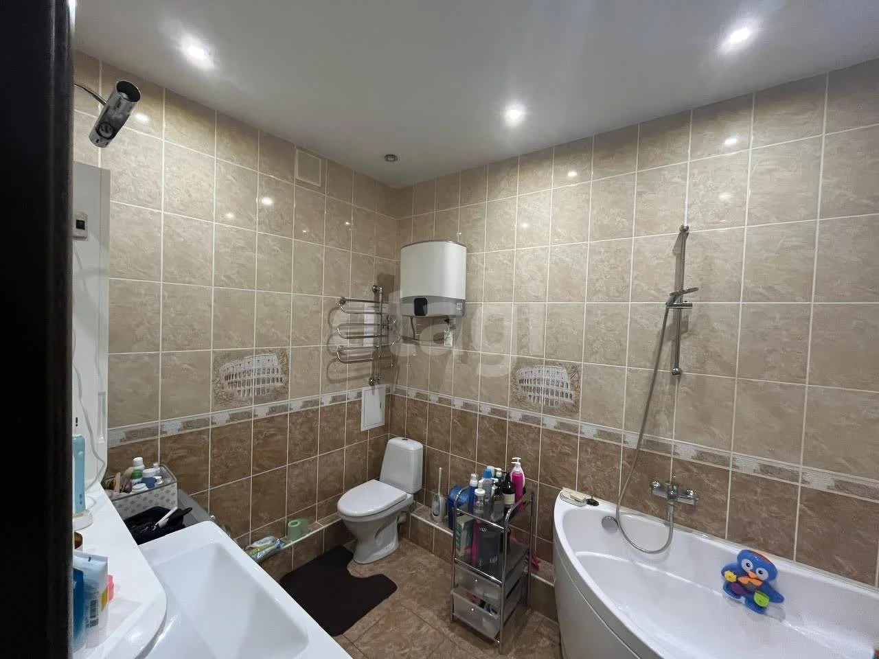 2-к квартира, 75м² (улица Архитектора Петина, 18/1) - миниатюра 9