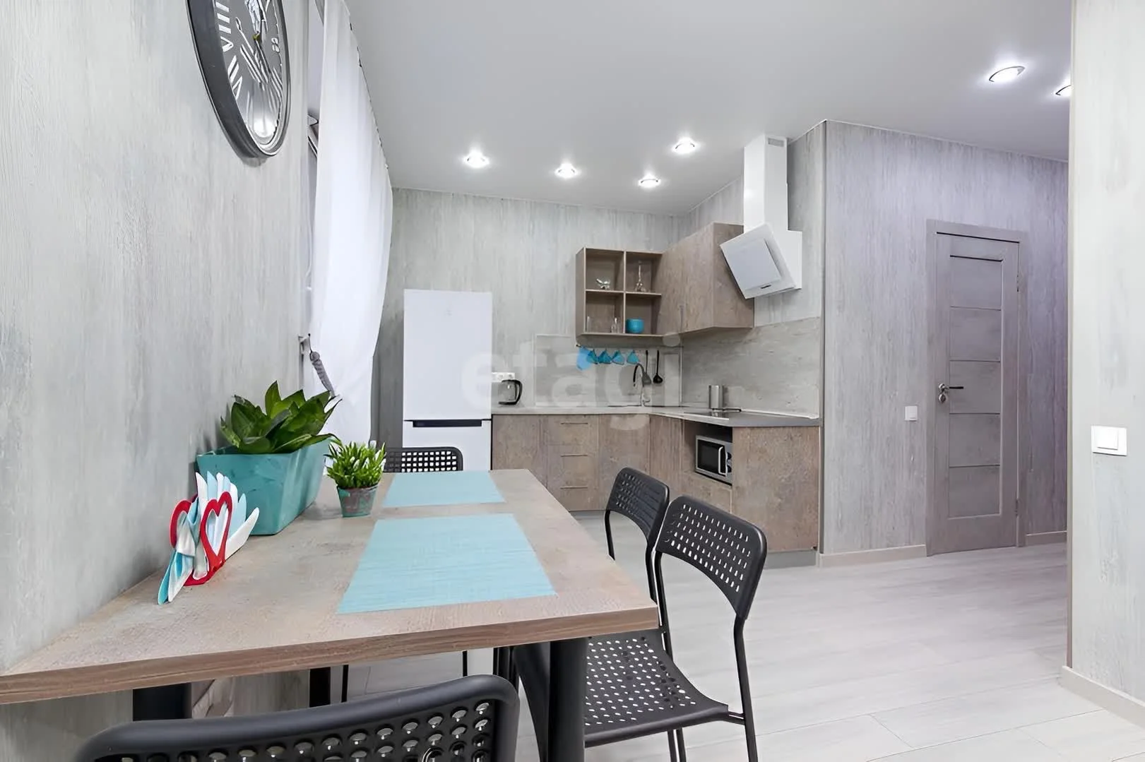 Студия, 30.6м² (улица Михаила Власова, 256) - миниатюра 3