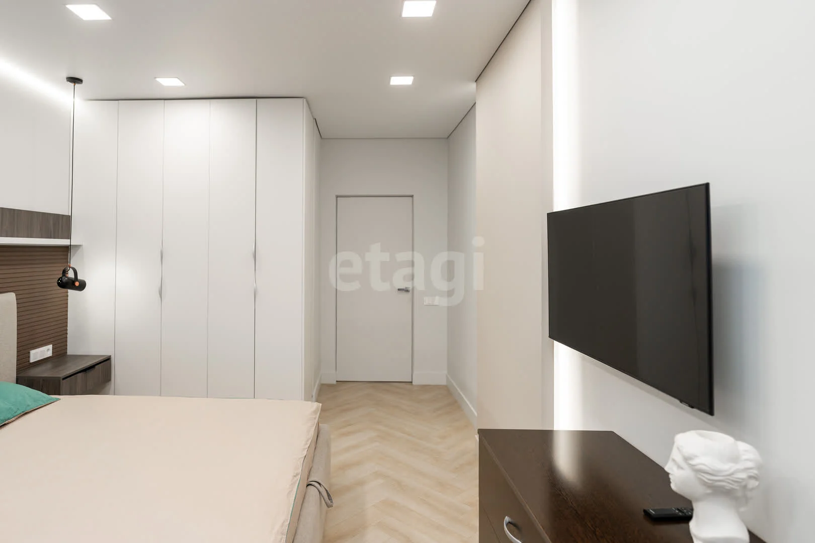 2-к квартира, 67м² (Колхозная улица, 5) - миниатюра 3