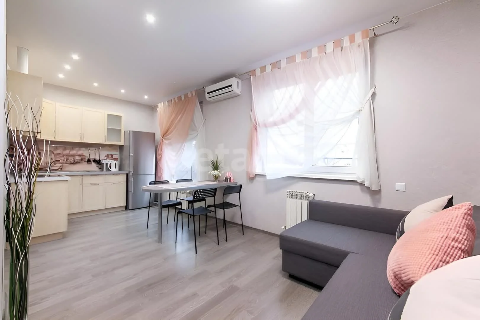 Студия, 31м² (улица Михаила Власова, 256) - миниатюра 3