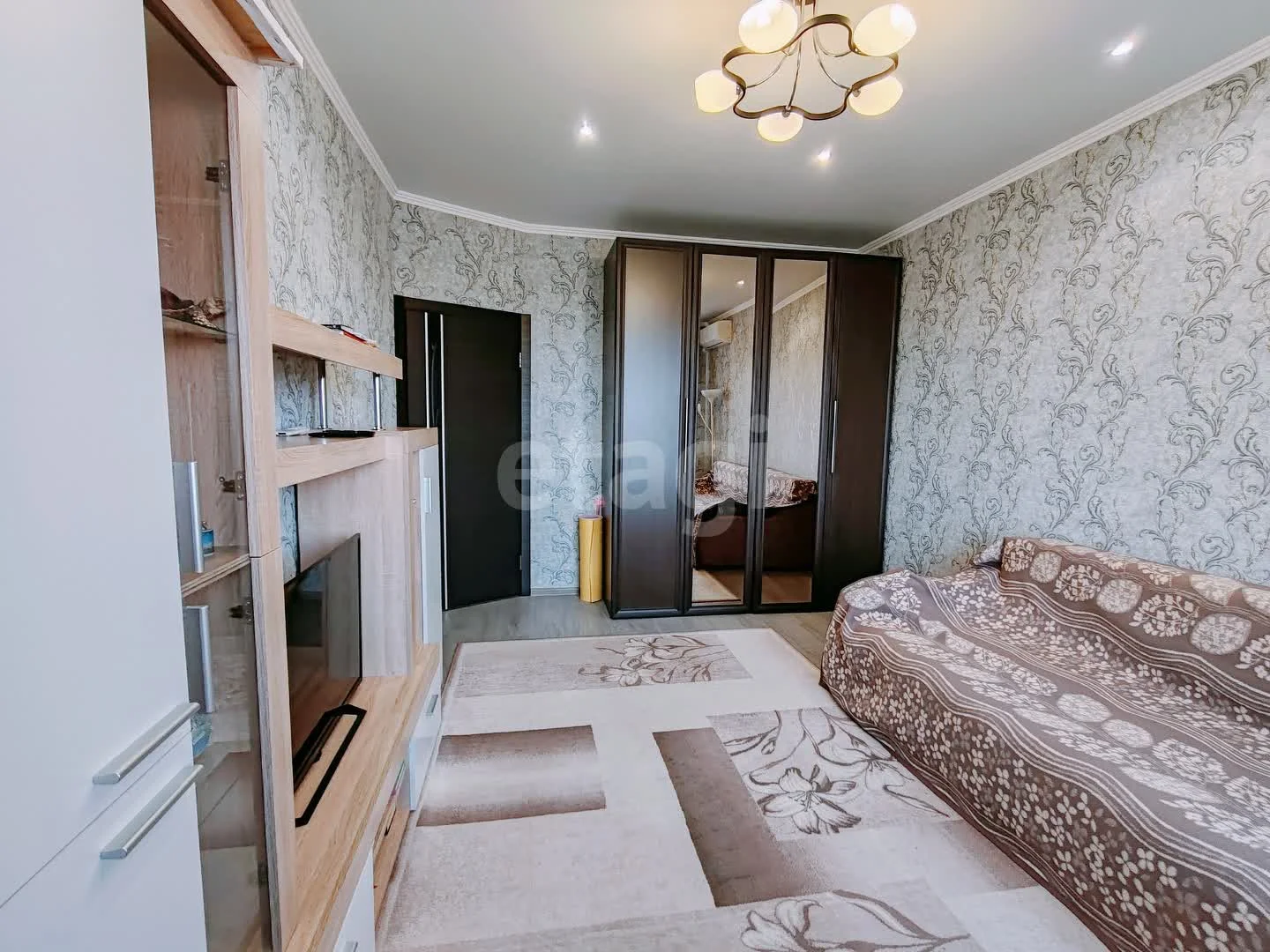 1-к квартира, 38м² (улица Гидростроителей, 67) - миниатюра 2