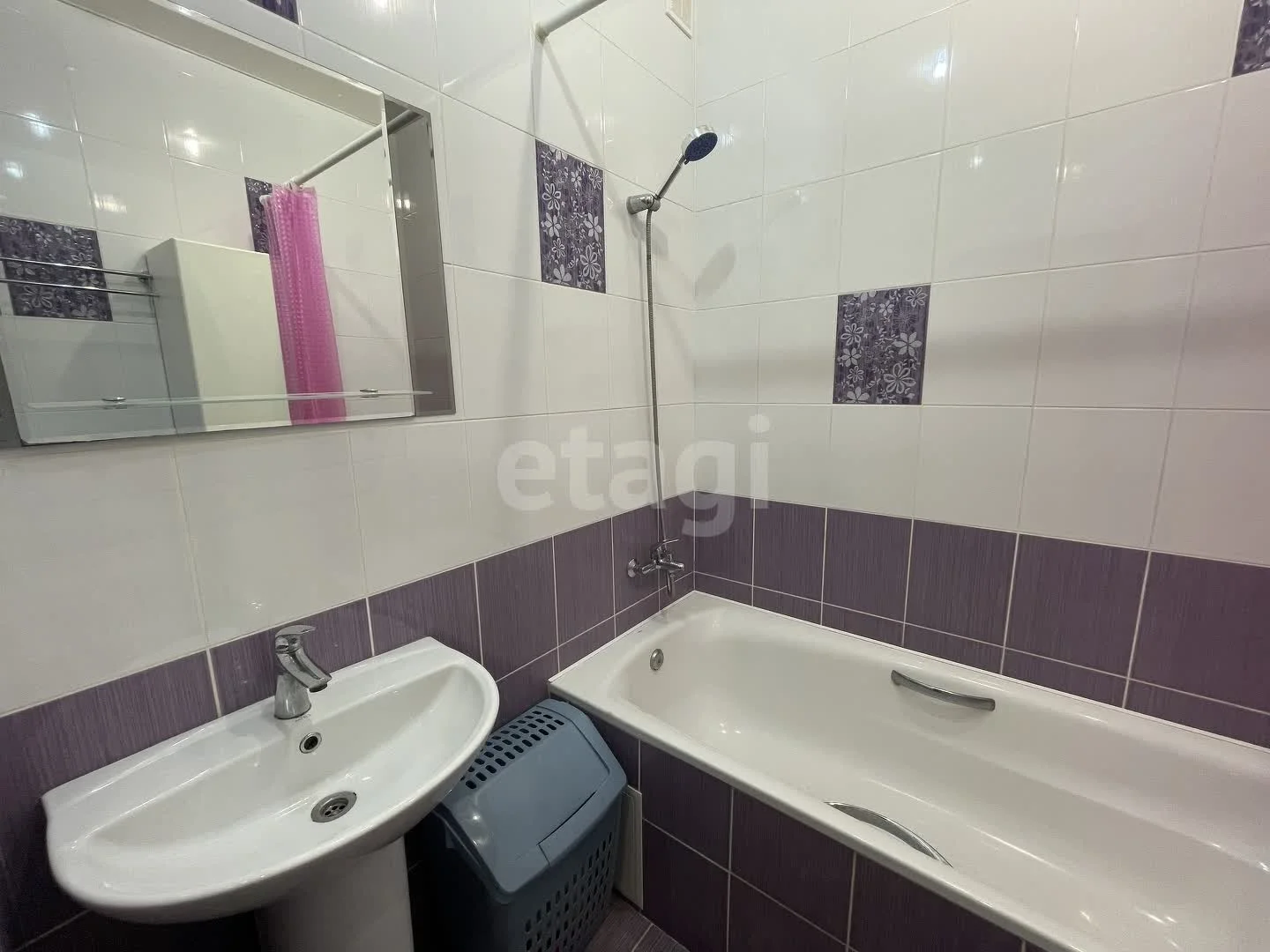 2-к квартира, 55м² (улица Ратной Славы, 38) - миниатюра 8