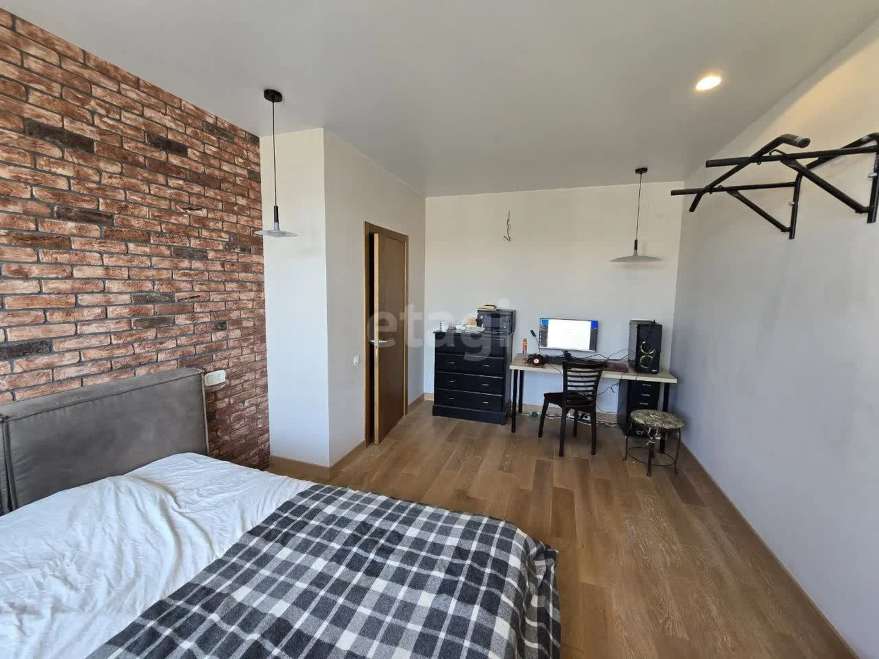 3-к квартира, 135.8м² (улица Вагнера, 7к1) - миниатюра 2