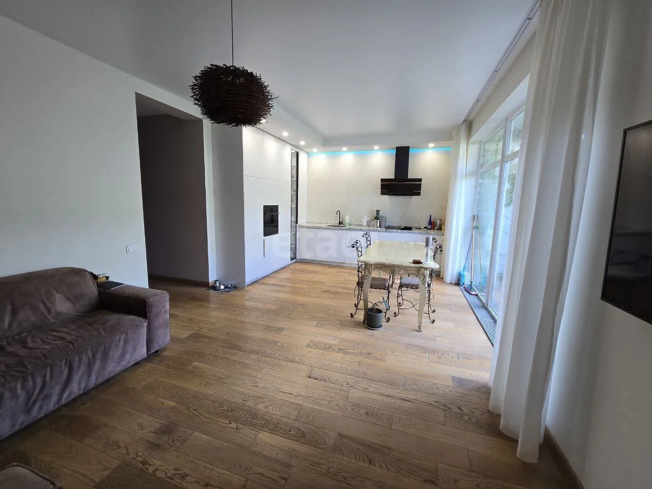 3-к квартира, 135.8м² (улица Вагнера, 7к1) - миниатюра 3