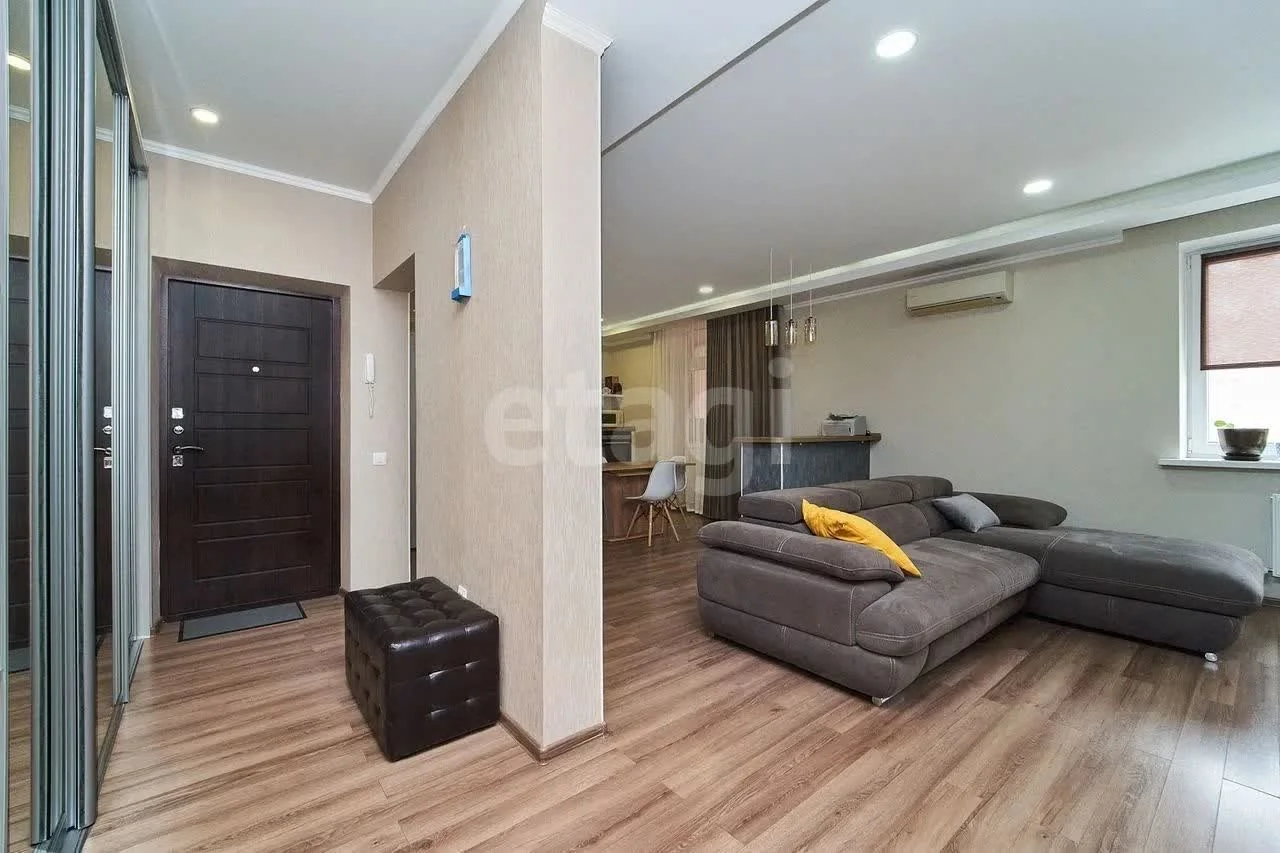 2-к квартира, 63.9м² (улица им. Героя Сарабеева В.И., 5) - миниатюра 2