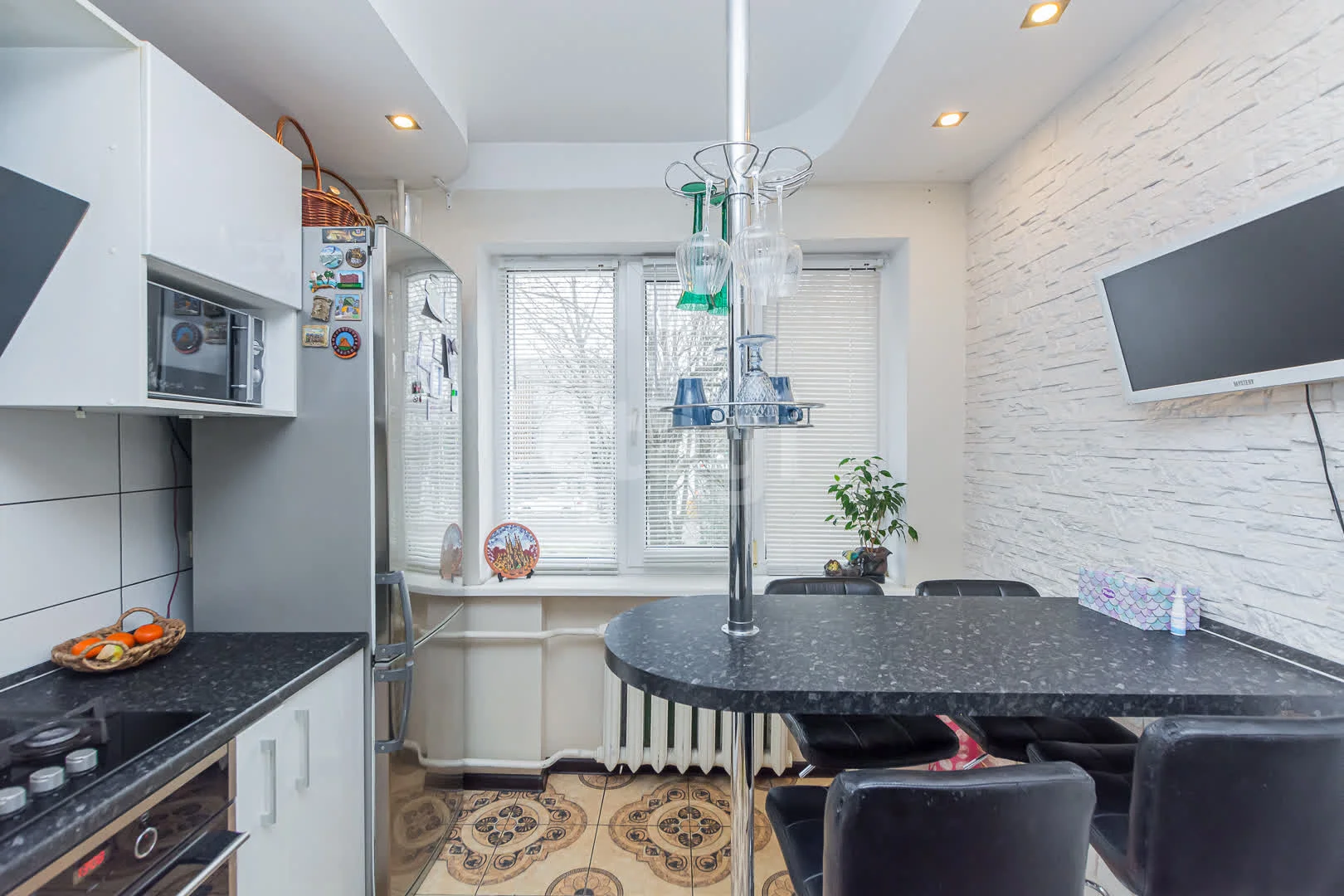 2-к квартира, 49.5м² (Гаражная улица, 77)