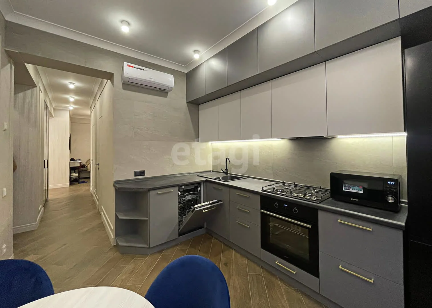3-к квартира, 73.7м² (Красная улица, 204) - изображение 1